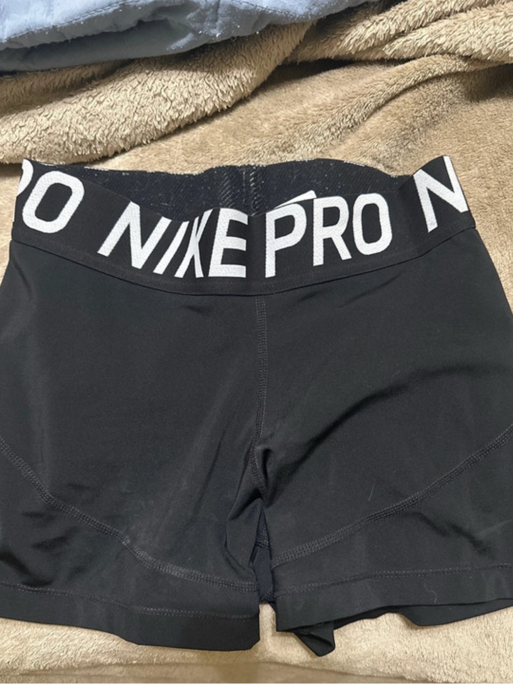 Nike Pro Women's Black Logo Waistband Athletic Shorts